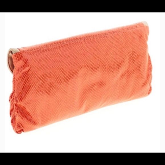 Kenneth Cole Reaction Clutch Orange Faux Vegan Exotic Leather Snake Lizard - Picture 3 of 3